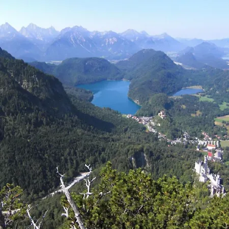 Am Rosengarten *